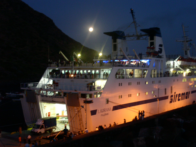 004Luna piena a Salina